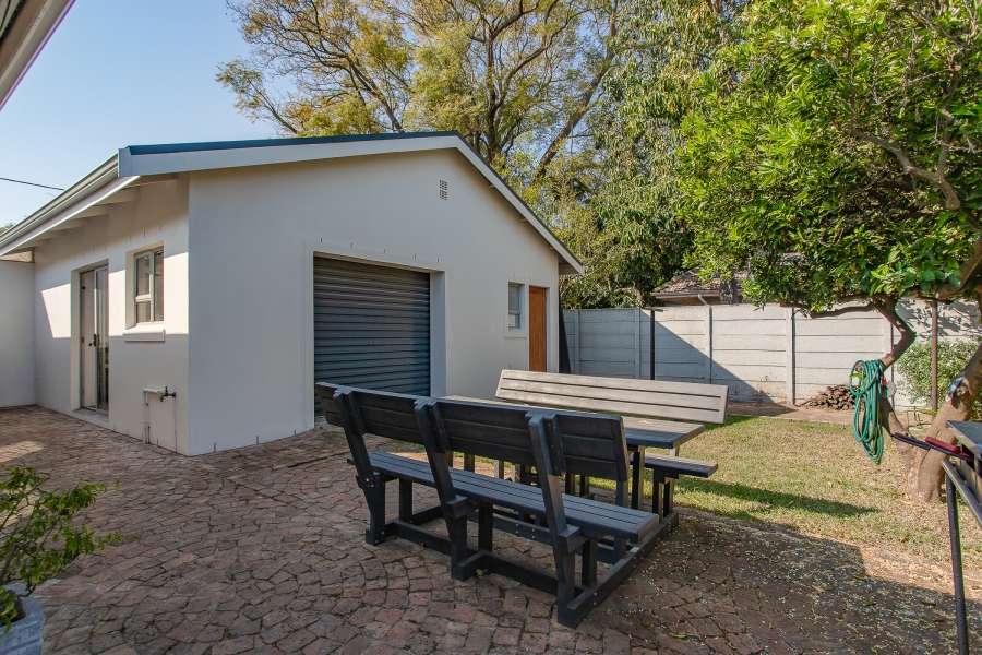 2 Bedroom Property for Sale in Lemoenkloof Western Cape